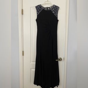 BLACK EVENING GOWN
